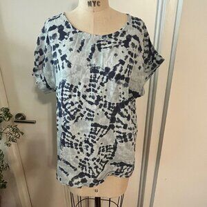 BELLAMBRA  Blue on Blue Tie-Dye Batik Linen Top  Size Medium